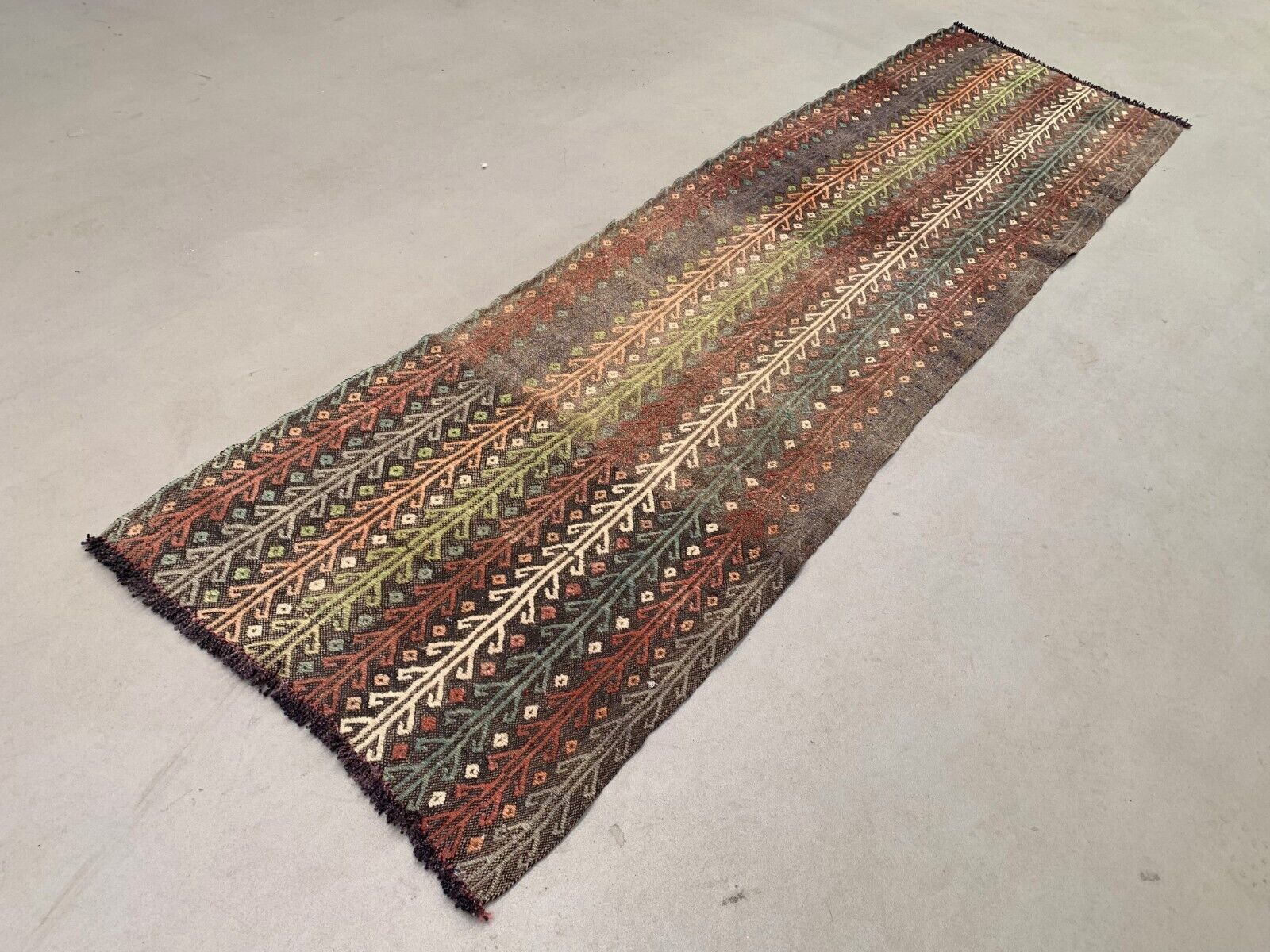 Old Turkish Kilim Runner 250x72 cm, shabby chic, vintage kelim Red Black