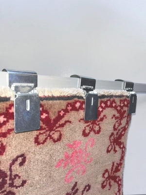 Set of 5x RUG CLIPS HEAVY DUTY HANGING CLIP/ GRIPPERS/RUG HOLDERS/RUG HANGERS.