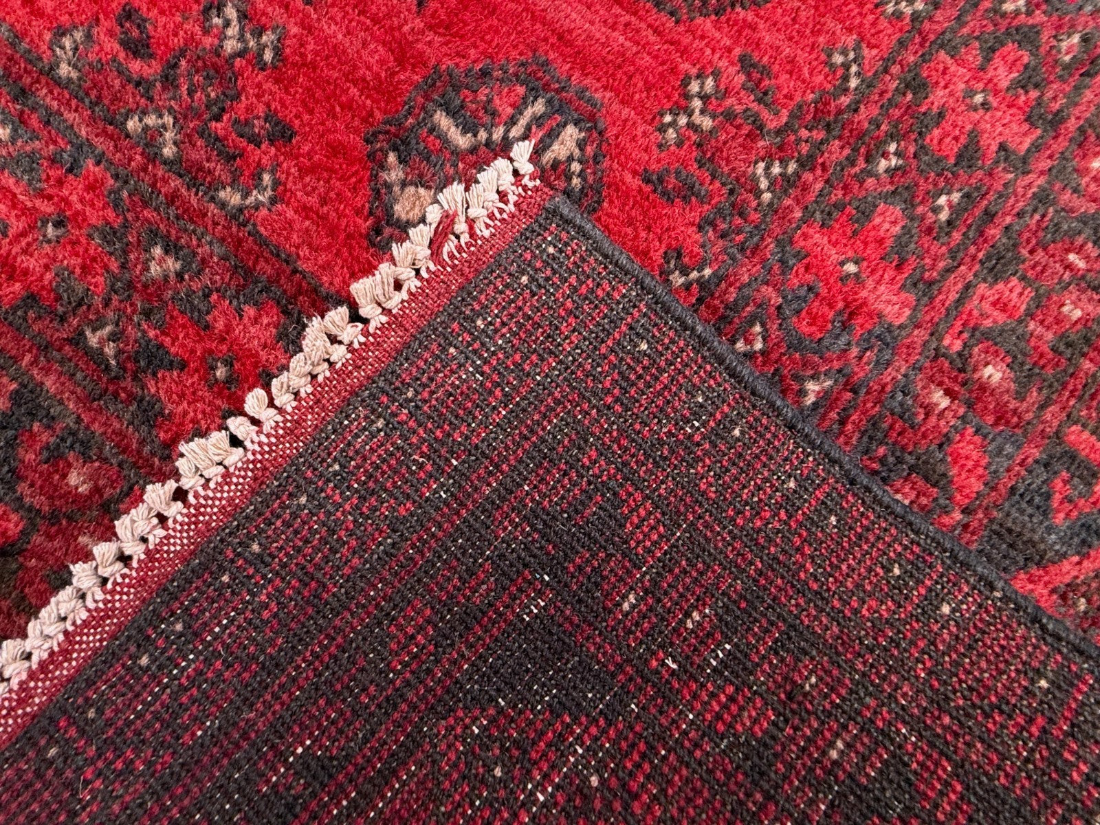 47394394