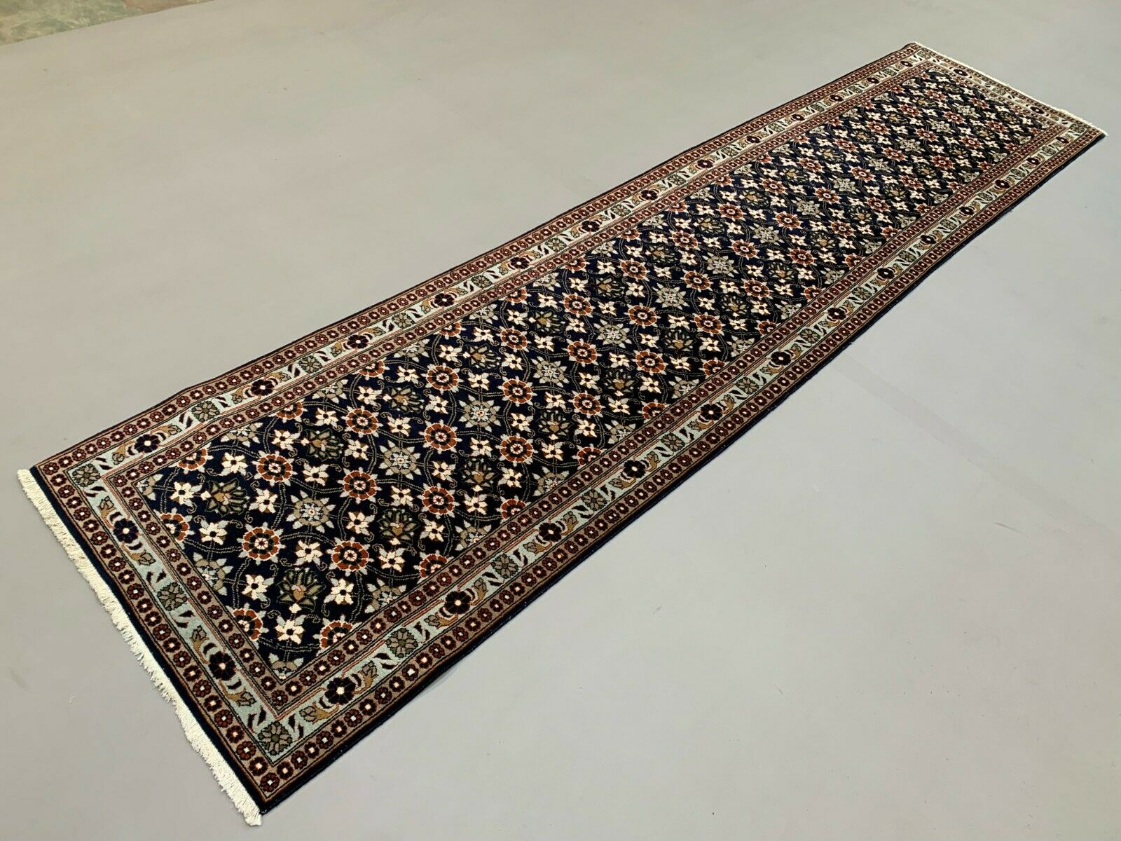 Vintage Tribal Indian Long runner 356x83 cm veg dye wool rug tribal handmade