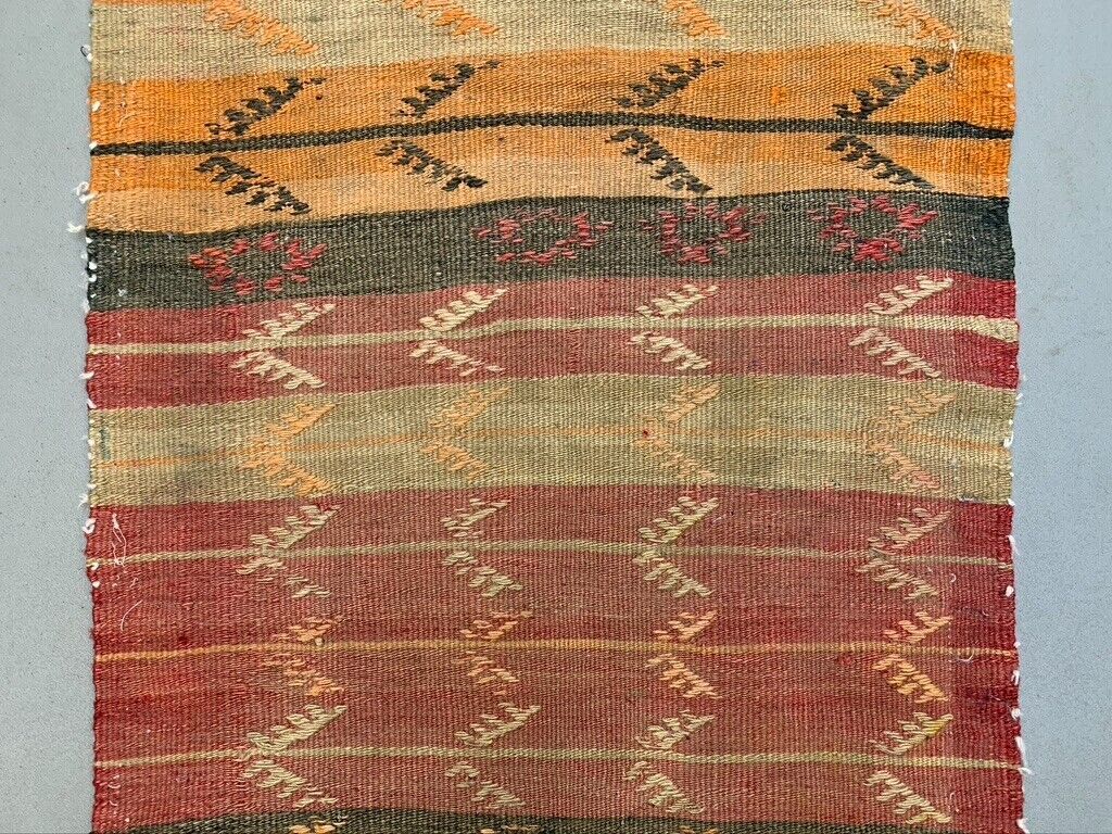 Vintage Turkish Mini Kilim 85x55 cm Wool Small Kelim Runner, shabby Chic