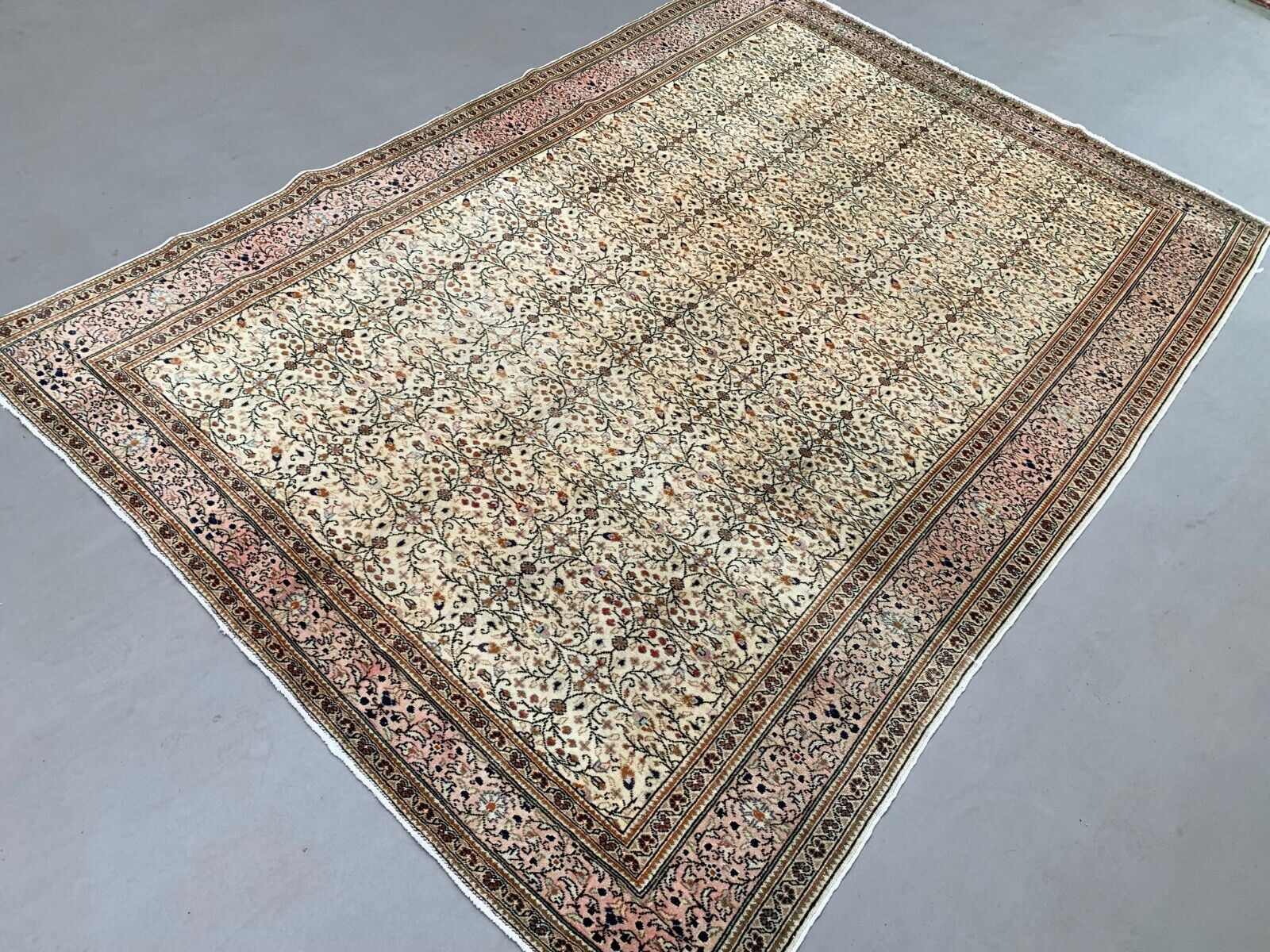 Vintage Turkish Rug 200x290 cm, Tribal Wool Carpet Large