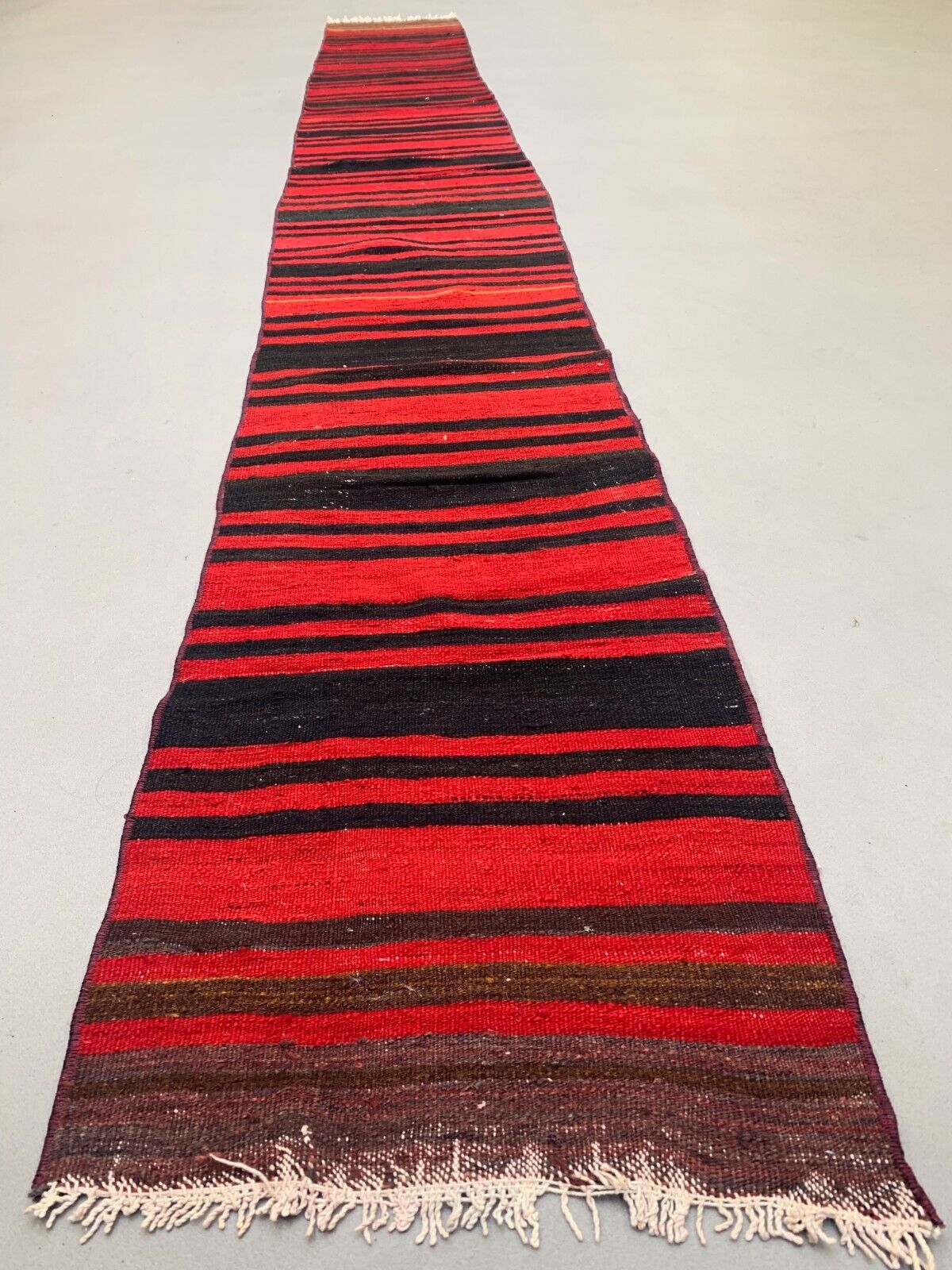 Old Turkish narrow Kilim Runner 380x45 cm shabby chic, vintage kelim