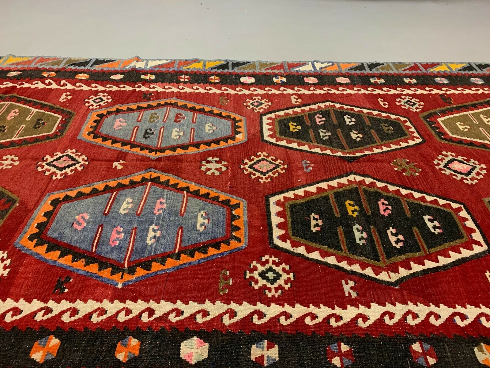 Vintage Turkish Kilim 280x150 cm, Antique Kelim Rug Large Red, Black kilimshop.myshopify.com