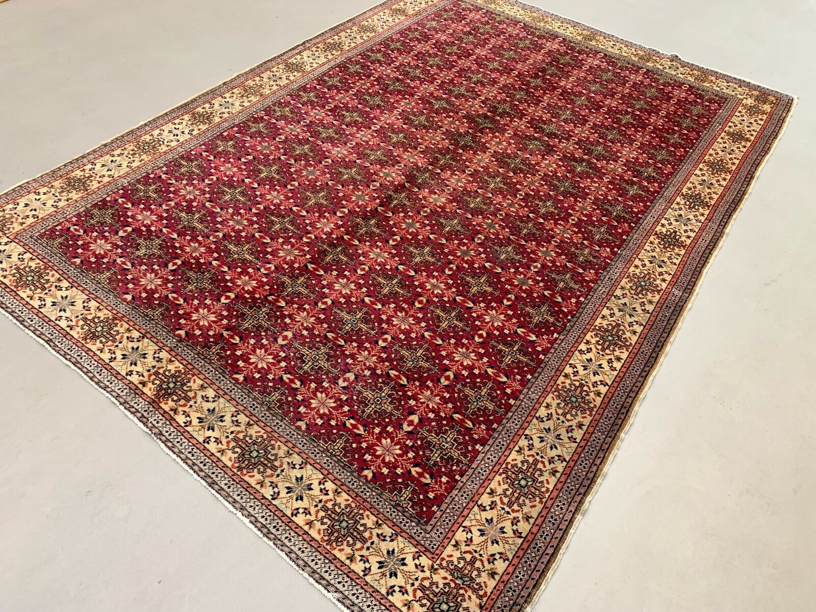 Vintage Turkish Rug 279x193 cm, Tribal Wool Carpet Large