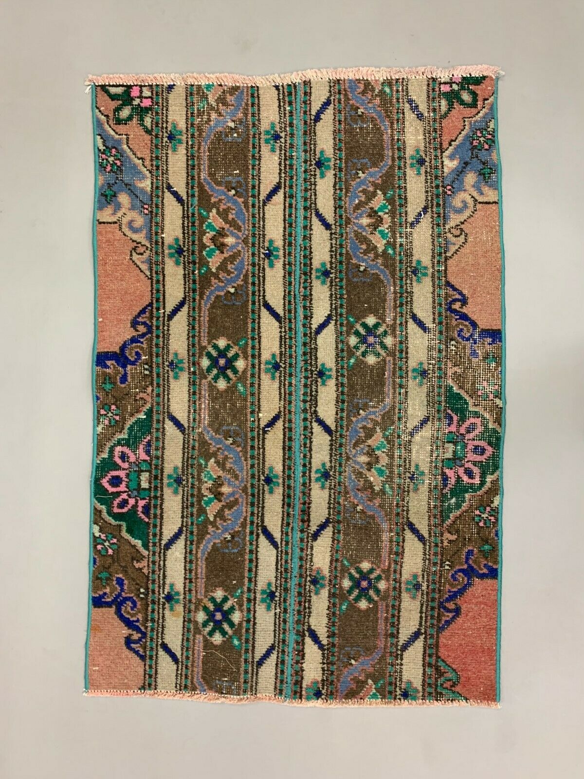 Distressed Turkish Rug 110x72 cm Vintage Shabby, Tribal Red, Green, Brown Small kilimshop.myshopify.com