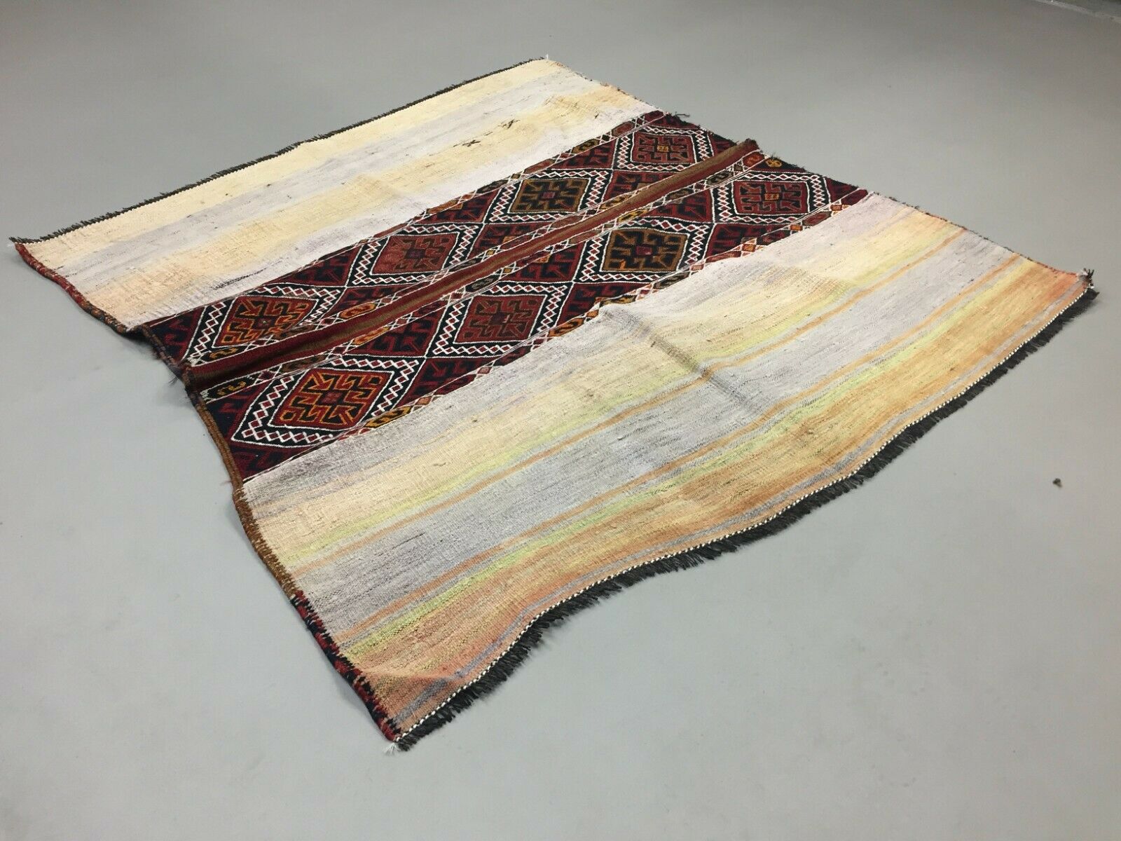 Vintage style Turkish Kilim 135x120 cm Square Tribal Kelim Rug Blue Beige Medium