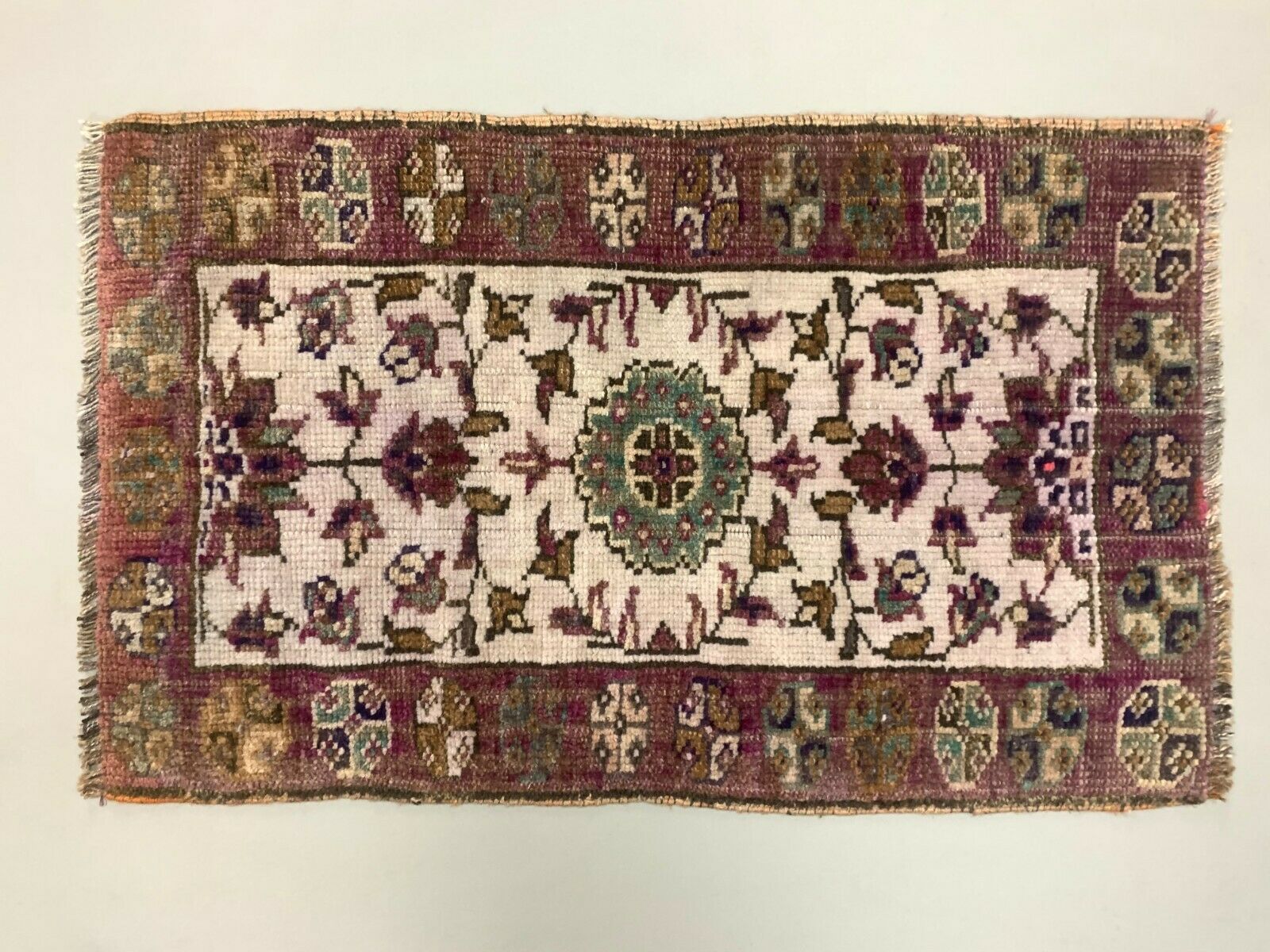 Small Vintage Turkish Rug 95x55 cm, Short Runner, Tribal, Shabby Chic Antiques:Carpets & Rugs kilimshop.myshopify.com