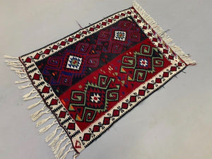 Small Vintage Turkish Kilim Rug 100x75 cm Wool Kelim