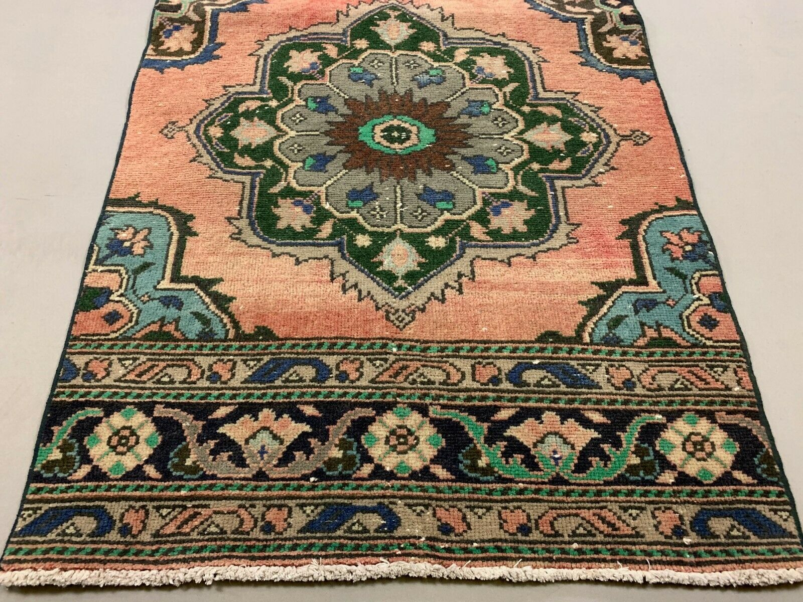 Distressed Turkish Runner 410x80 cm wool Vintage Tribal Rug Pink Green kilimshop.myshopify.com