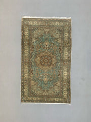 Vintage Turkish Rug 205x120 cm shabby carpet Central Anatolian Medium