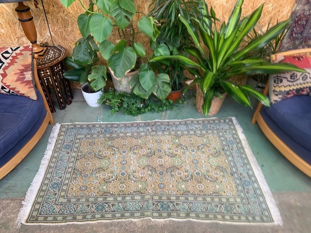 Vintage Turkish Rug 165x91 cm shabby carpet Central Anatolian Medium