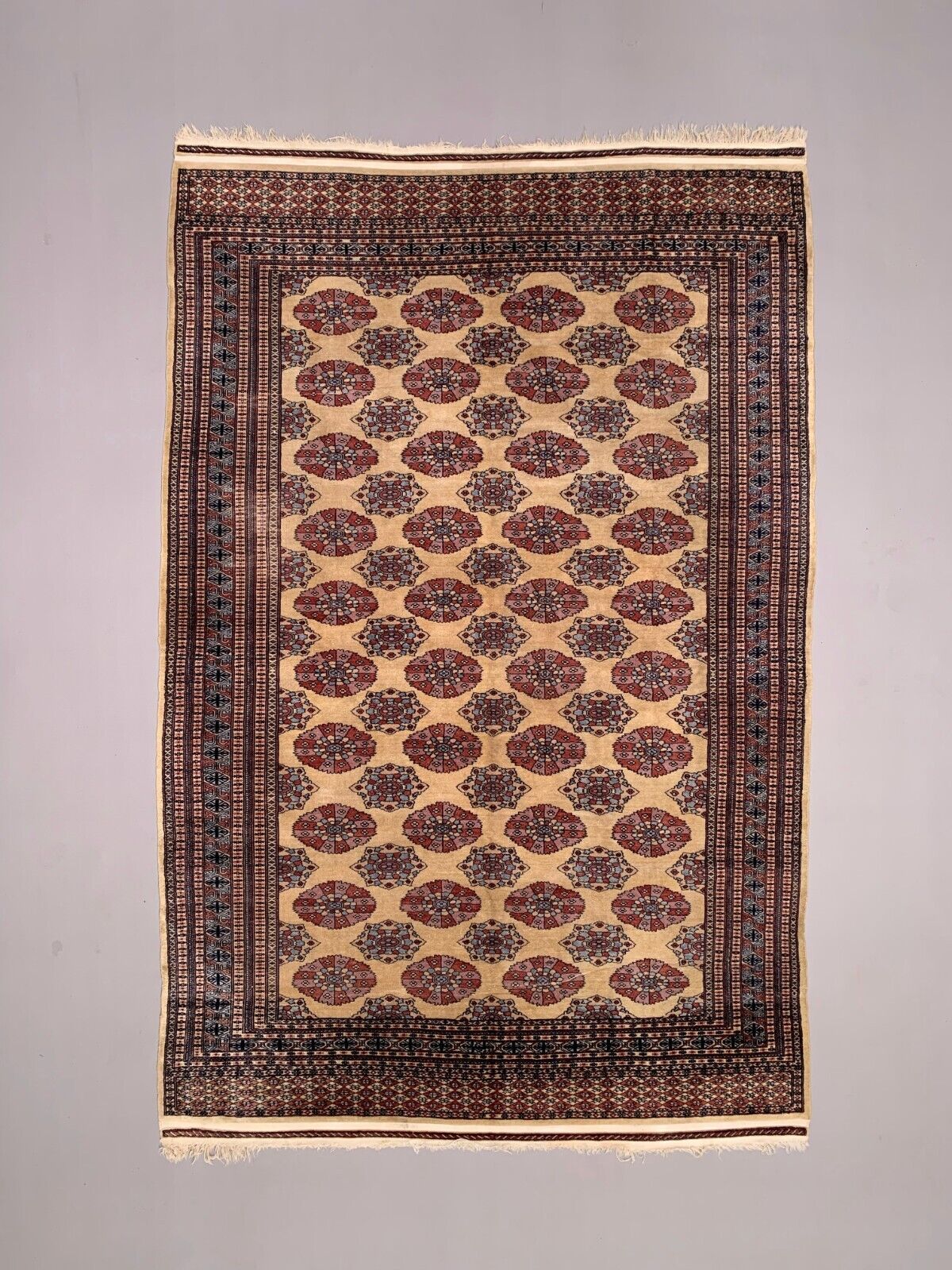 Fine Vintage Pakistani Rug, 290x190 cm Turkoman Bokhara Large, Shabby