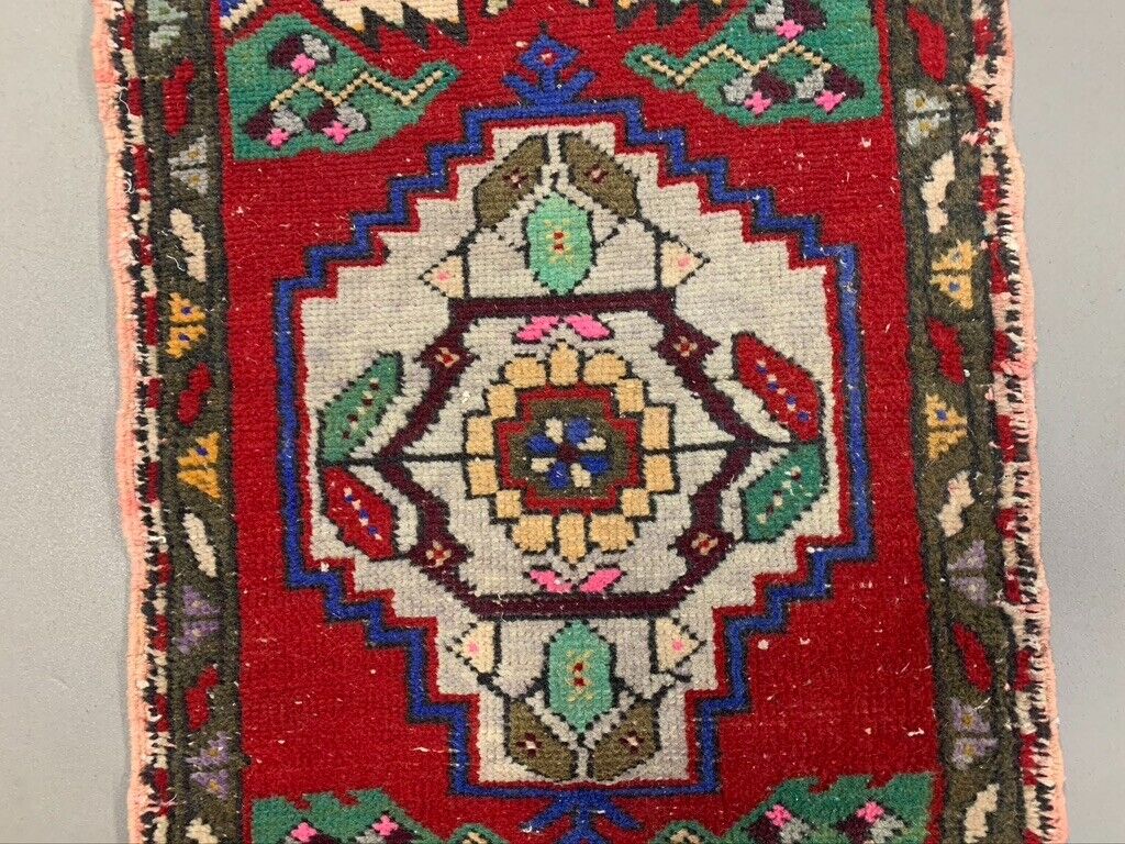 Small Vintage Turkish Rug 93x50 cm, Short Runner, Tribal, Shabby, Mini Carpet