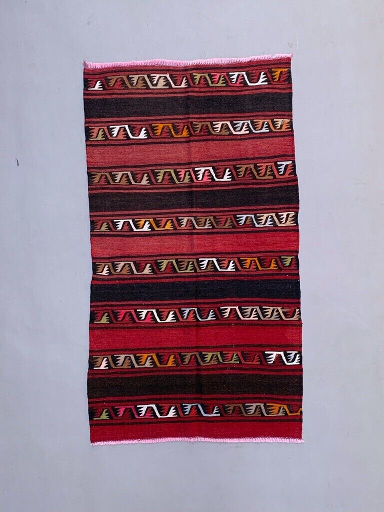 Medium Vintage Turkish Kilim Rug 188x104 cm Wool Kelim