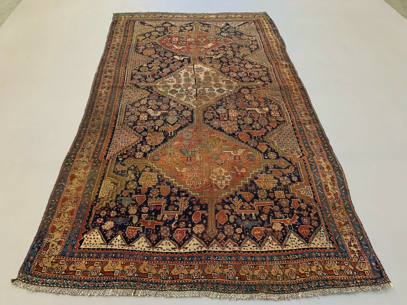 Antique Tribal Qashqai Rug 275x157 cm, medium, oriental Carpet truly Shabby Chic