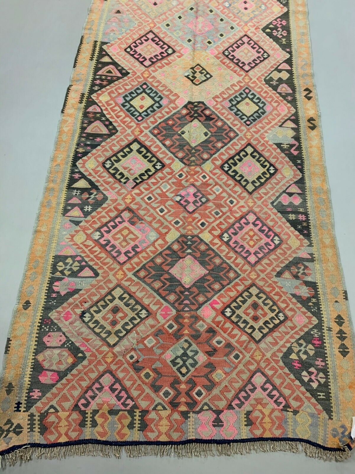 Vintage Turkish Kilim 453x130 cm Wool Kelim Rug Large Wide Runner Pink, Black kilimshop.myshopify.com