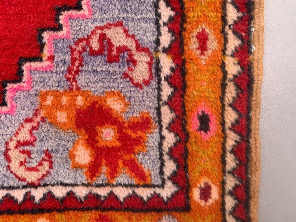 Old Turkish Oushak Rug 118x74 cm vintage carpet Ushak Region Small