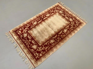 Old Turkish Small Milas Rug 125x83 cm old vintage carpet Ushak Small