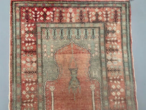 Vintage Turkish Oushak Rug 150x86 cm shabby carpet Ushak Region Small