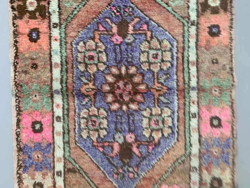 Shabby Turkish Oushak Rug 117x82 cm vintage carpet Ushak Region Small
