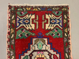 Small Vintage Turkish Rug 93x50 cm, Short Runner, Tribal, Shabby, Mini Carpet