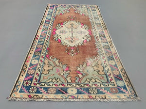 Vintage Turkish Oushak Rug 165x86 cm shabby carpet Ushak Region Medium