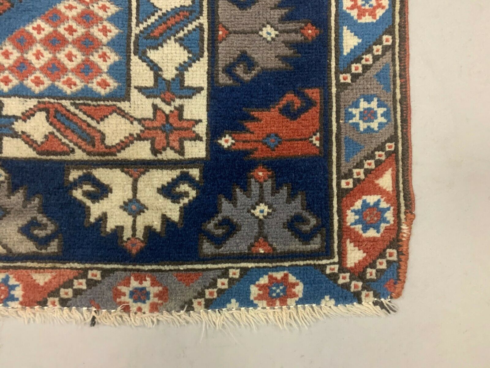 Vintage Turkish Tribal Rug veg dye 175x118 cm Antique Turkish Carpet kilimshop.myshopify.com