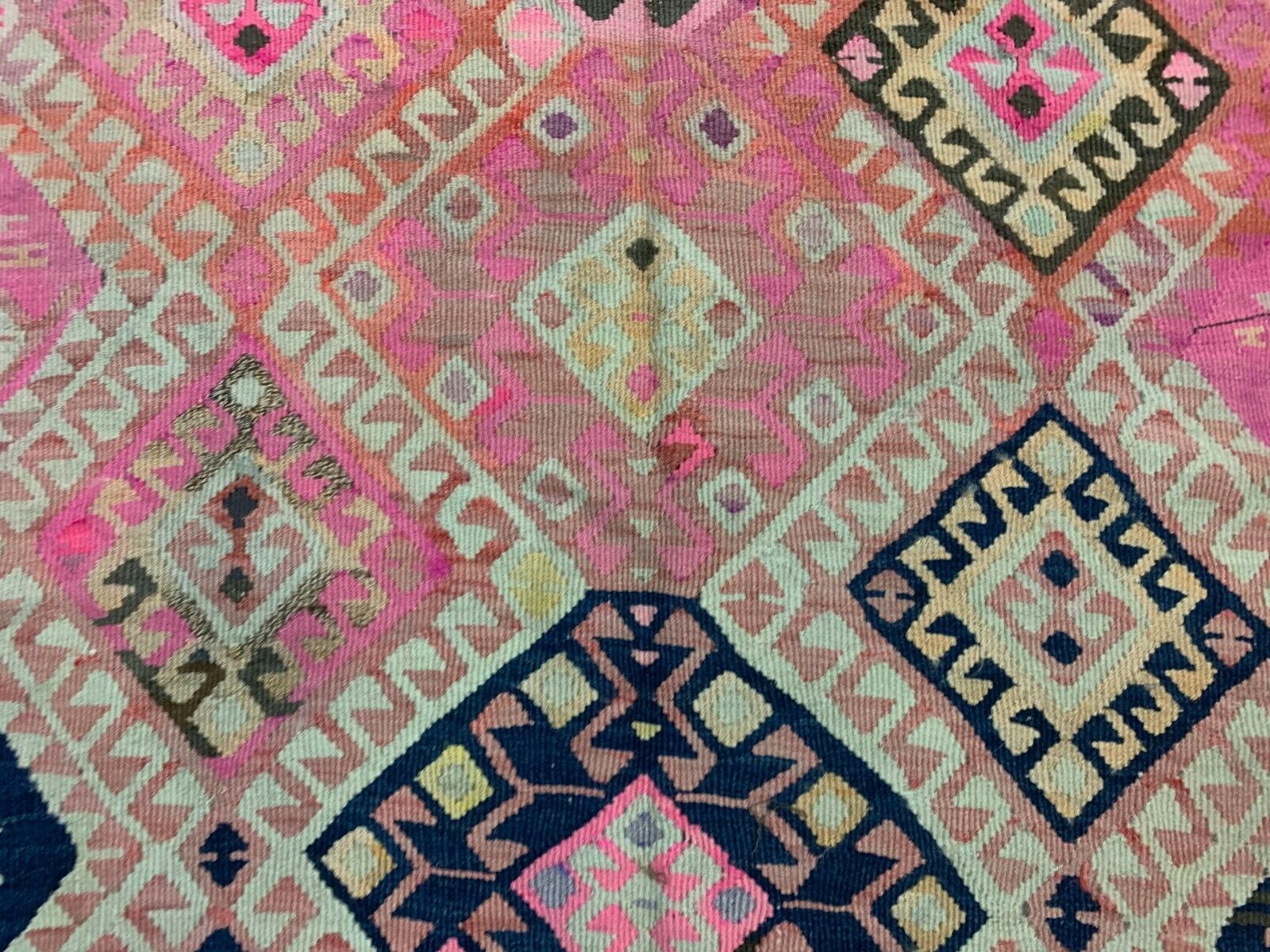 Vintage Turkish Kilim 453x130 cm Wool Kelim Rug Large Wide Runner Pink, Black kilimshop.myshopify.com