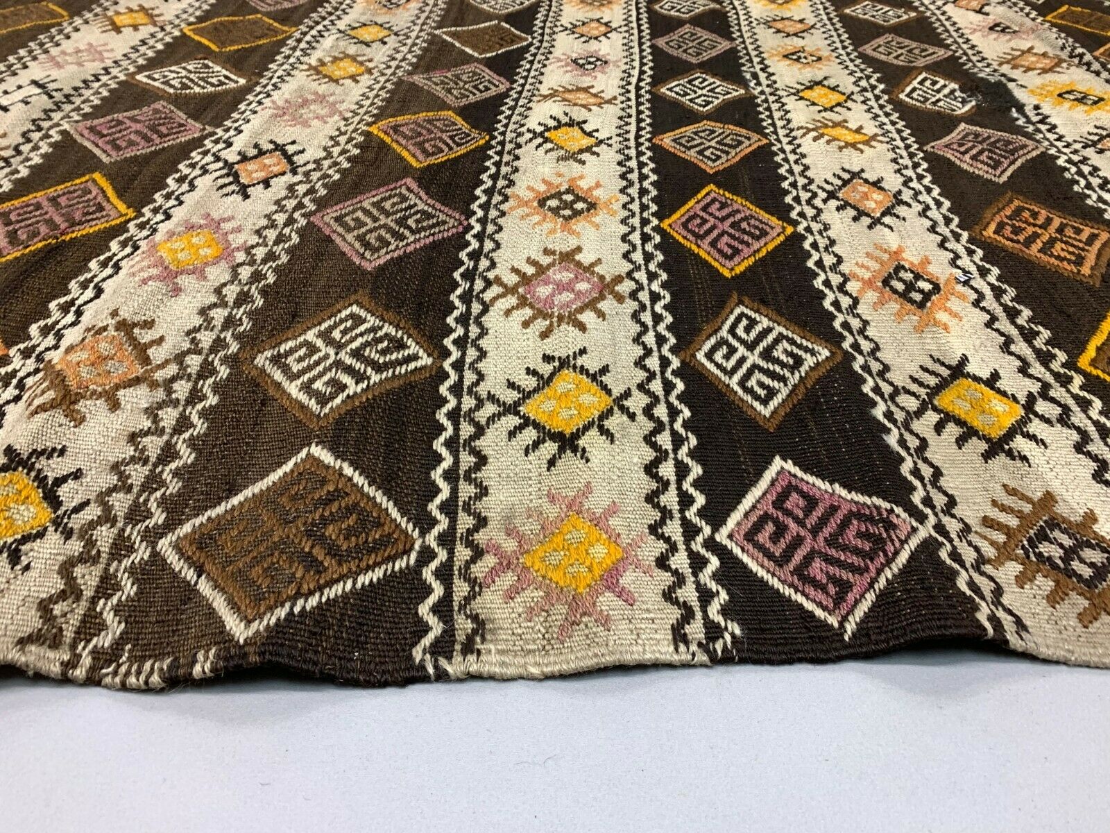 Vintage Turkish Kilim 222x190 cm wool kelim rug Beige, Brown, Black, Large kilimshop.myshopify.com