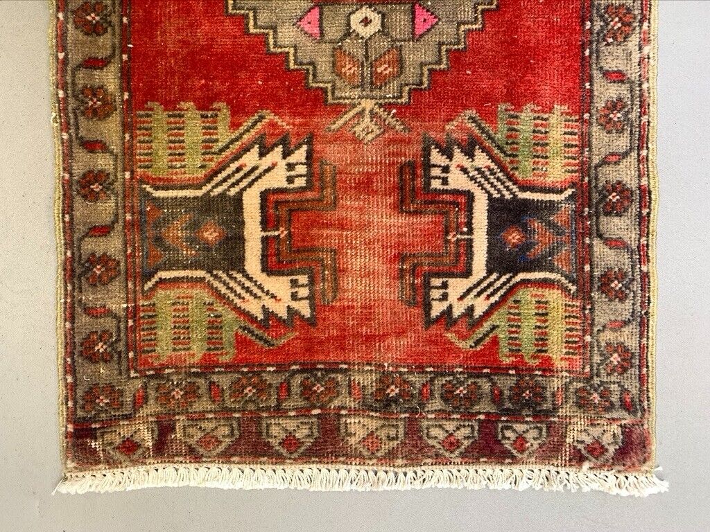 Small Vintage Turkish Rug 101x53 cm, Short Runner, Tribal, Shabby, Mini Carpet