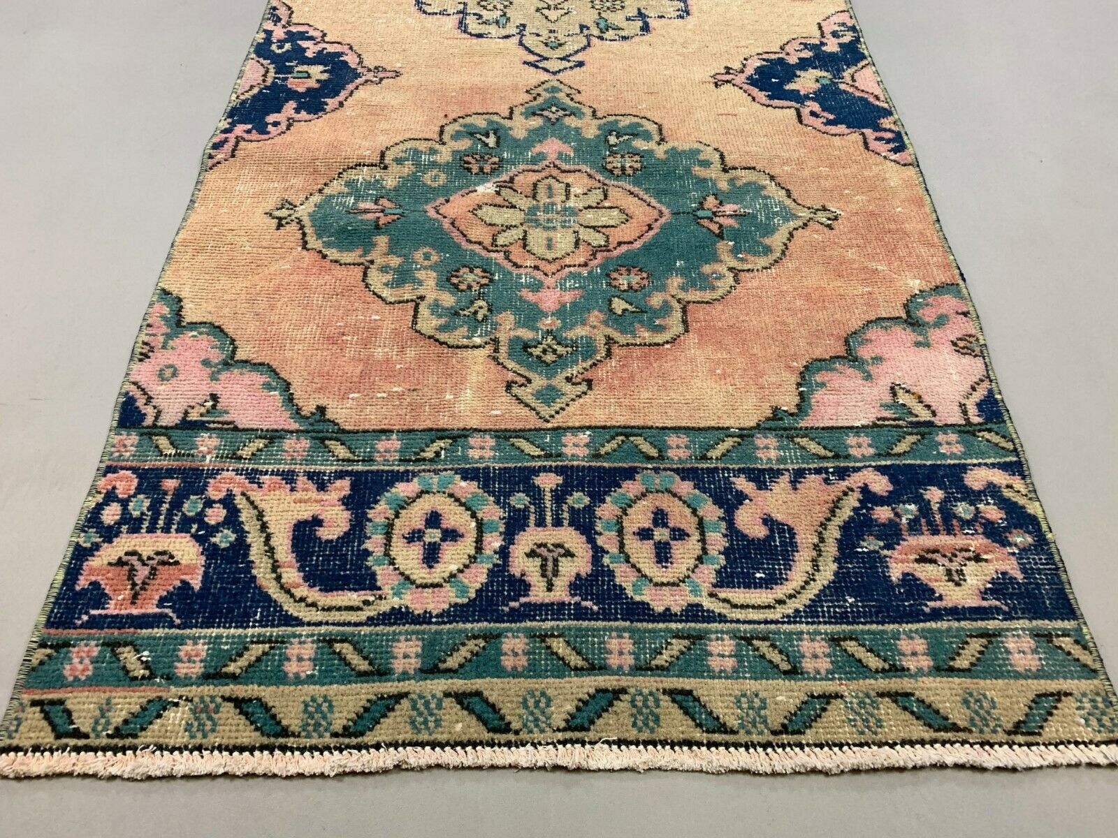 Distressed Turkish Runner 370x86 cm wool Vintage Tribal Rug Black Pink Beige kilimshop.myshopify.com