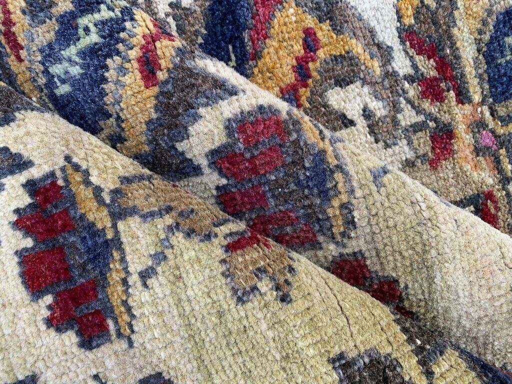 Vintage Turkish Rug 225x145 cm shabby Distressed carpet medium