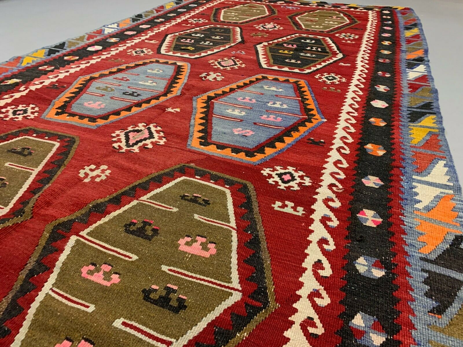 Vintage Turkish Kilim 280x150 cm, Antique Kelim Rug Large Red, Black kilimshop.myshopify.com