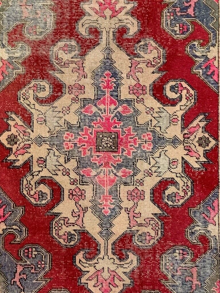 Vintage Turkish Oushak Rug 225x130 cm shabby carpet Ushak Region Medium