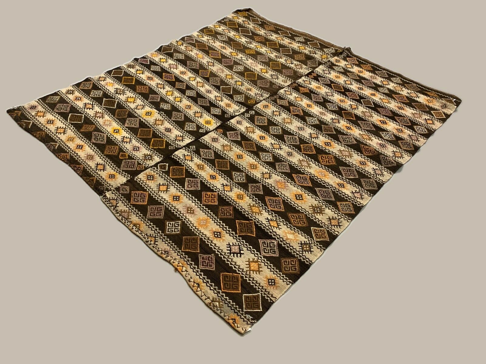 Vintage Turkish Kilim 222x190 cm wool kelim rug Beige, Brown, Black, Large kilimshop.myshopify.com