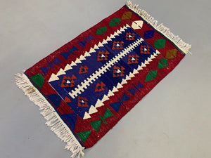 Small Vintage Turkish Kilim Rug 110x70 cm Wool Kelim