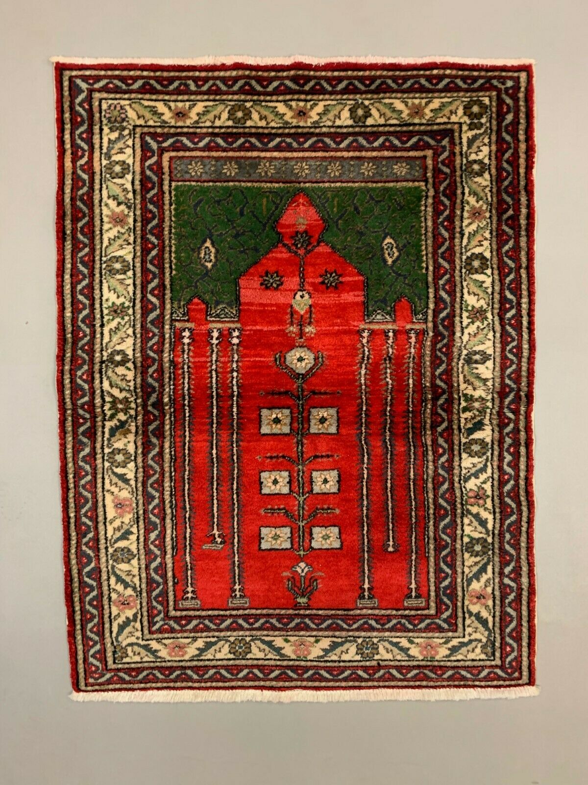 Distressed Turkish Rug 117x88 cm Vintage Shabby, Wool Tribal Red, Green Small kilimshop.myshopify.com