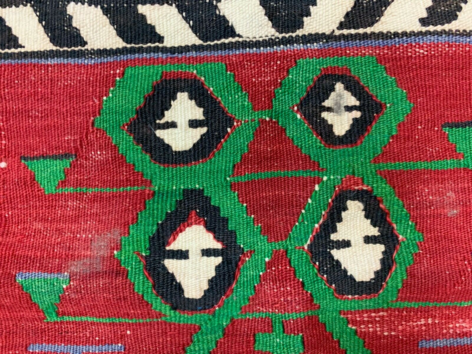 Traditional Turkish Kilim Rug shabby vintage wool Boho Kelim 135x110 cm Small Antiques:Carpets & Rugs kilimshop.myshopify.com