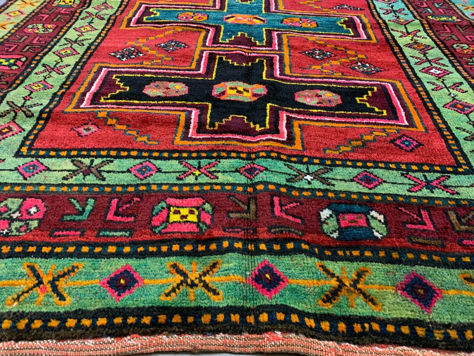 Vintage Caucasian Rug 290x155 cm, Kazak carpet kilimshop.myshopify.com
