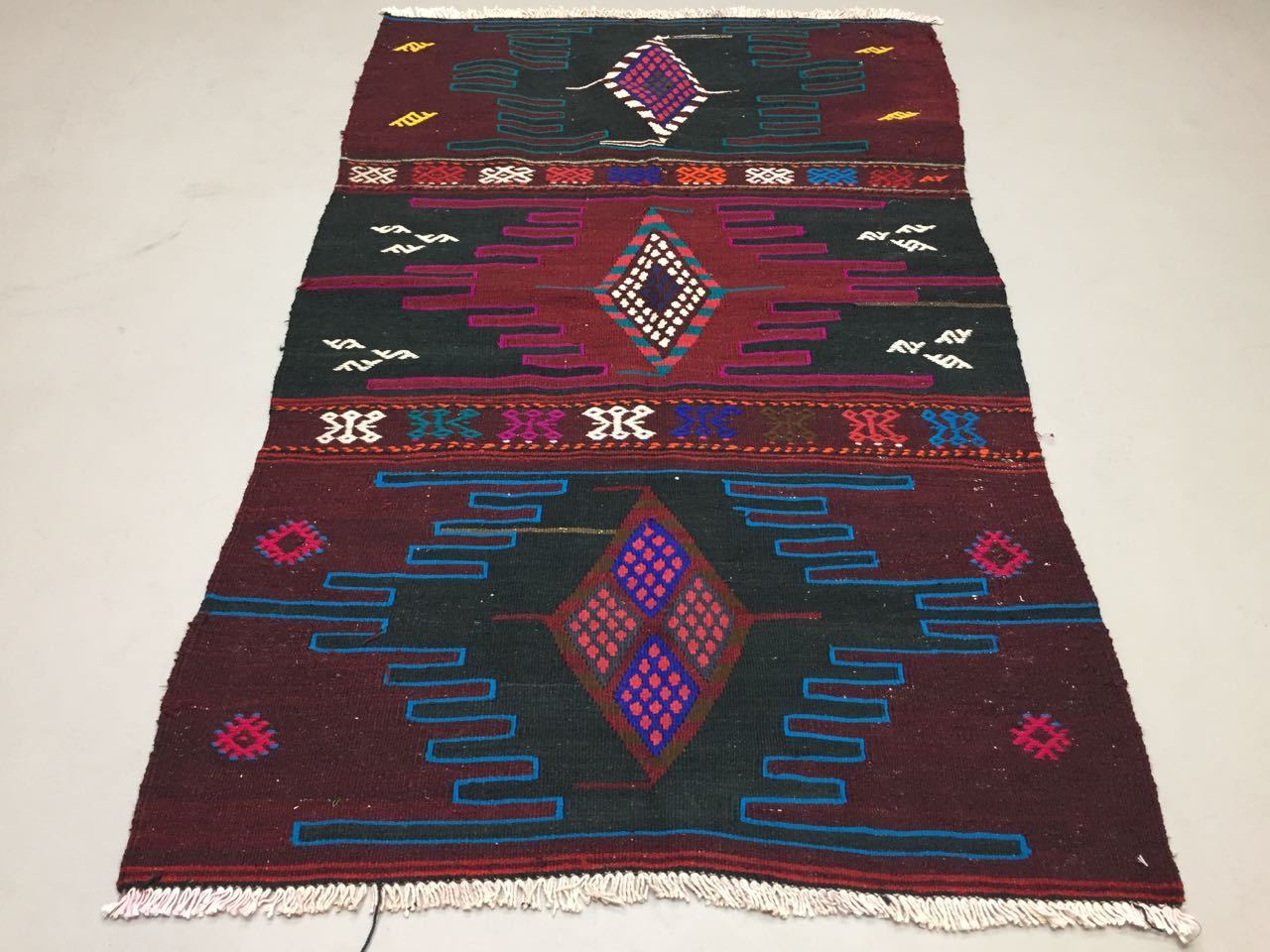 Turkish Kilim Rug shabby vintage old wool country home decor Kelim 140x86cm Antiques:Carpets & Rugs kilimshop.myshopify.com