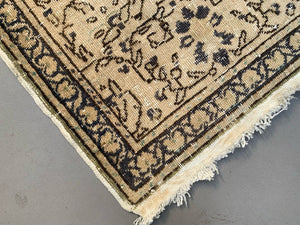 Vintage Turkish Rug 280x198 cm, Tribal Wool Carpet Large