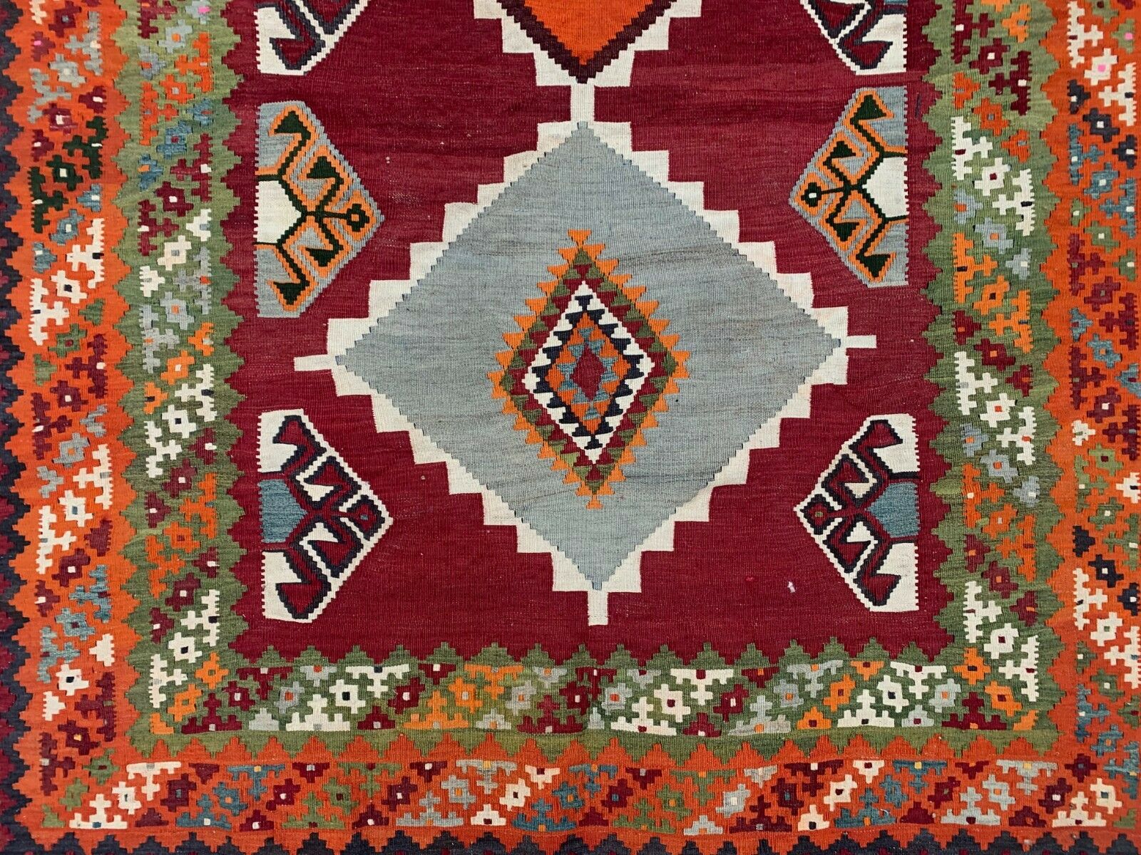 Vintage Qasgai Kilim 278x160 cm Wool Kelim Rug Large Red, Green, Pink, Colorful
