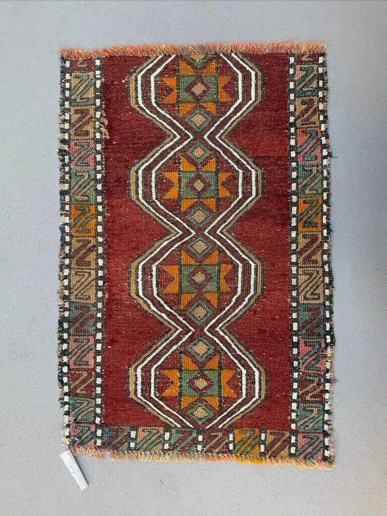 Vintage Turkish Mini Kilim 85x55 cm Wool Small Kelim Runner, shabby Chic