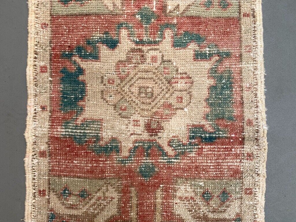 Small Vintage Turkish Rug 90x50 cm, Short Runner, Tribal, Shabby, Mini Carpet