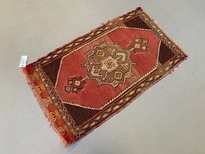 Vintage Turkish Mini Kilim 96x55 cm Wool Small Kelim Runner, shabby Chic