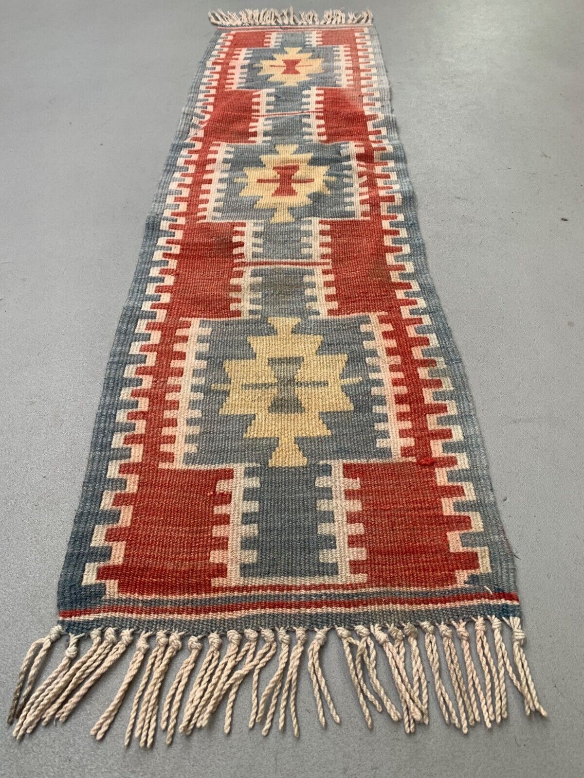 Old Turkish narrow Kilim Runner 132x33 cm shabby chic, vintage kelim