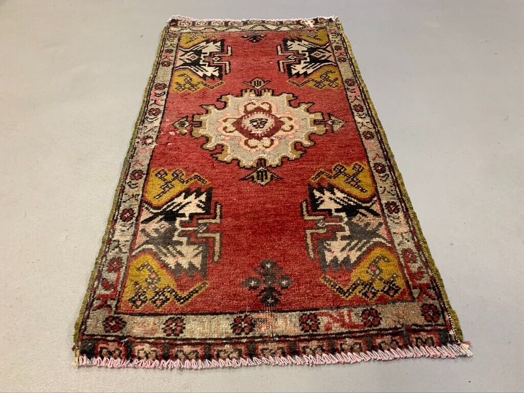 Small Vintage Turkish Rug 103x53 cm, Short Runner, Tribal, Shabby, Mini Carpet