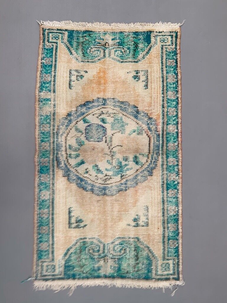 Shabby Turkish Oushak Rug 155x89 cm vintage carpet Ushak Region Medium