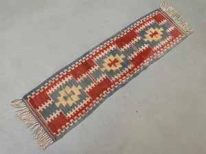 Old Turkish narrow Kilim Runner 132x33 cm shabby chic, vintage kelim